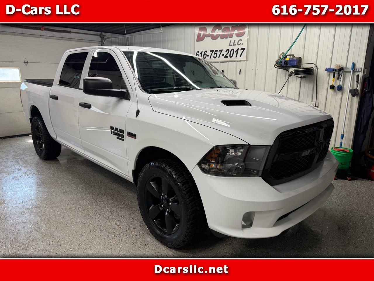 RAM 1500 Classic Express 4x4 Crew Cab 5'7" Box 2019