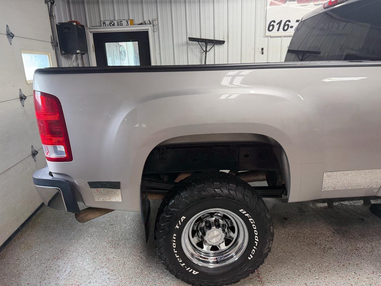 GMC Sierra 2500HD 4WD Crew Cab 153.7" SLE 2008