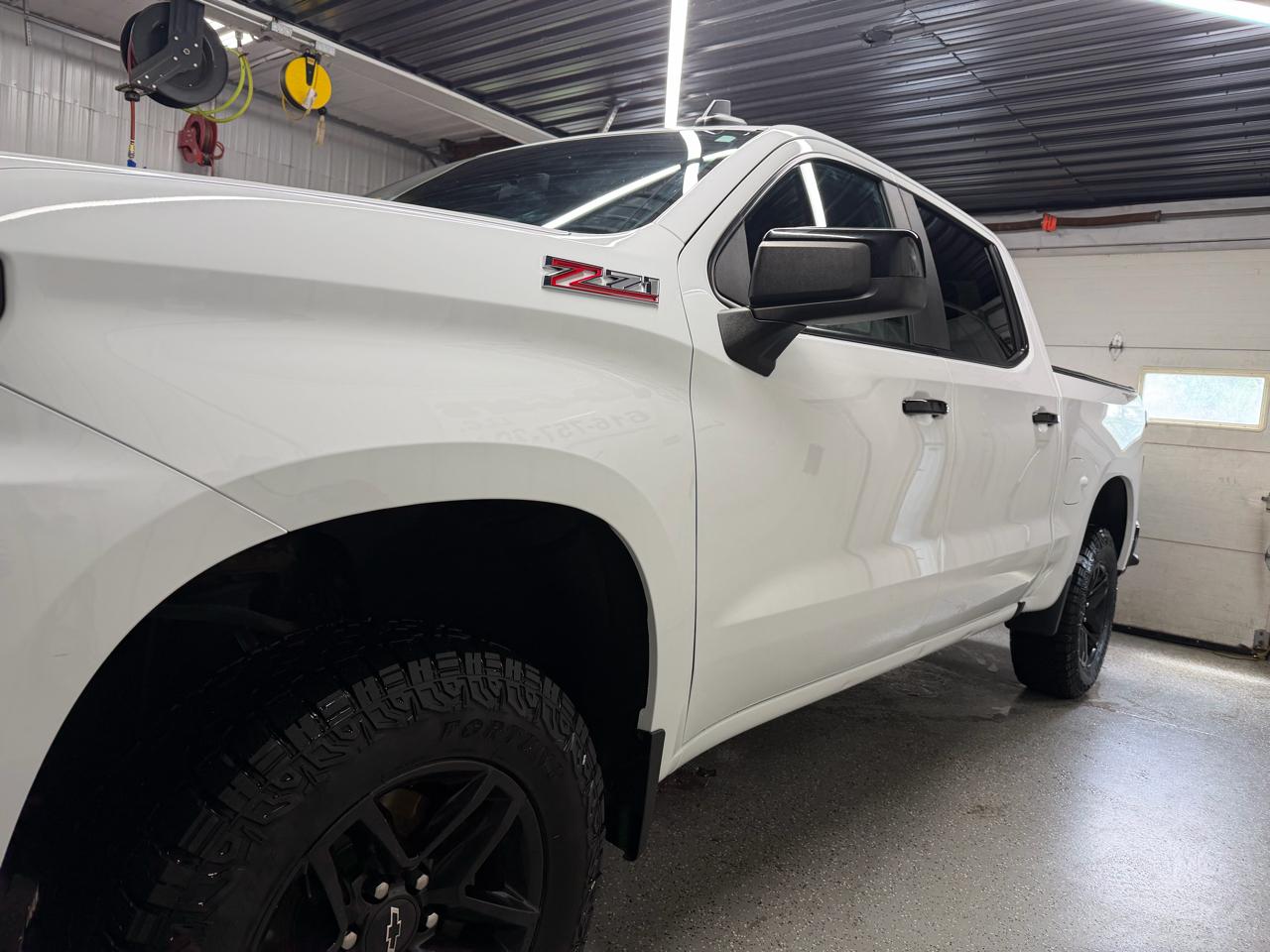 Chevrolet Silverado 1500 4WD Crew Cab 147" LT Trail Boss 2019