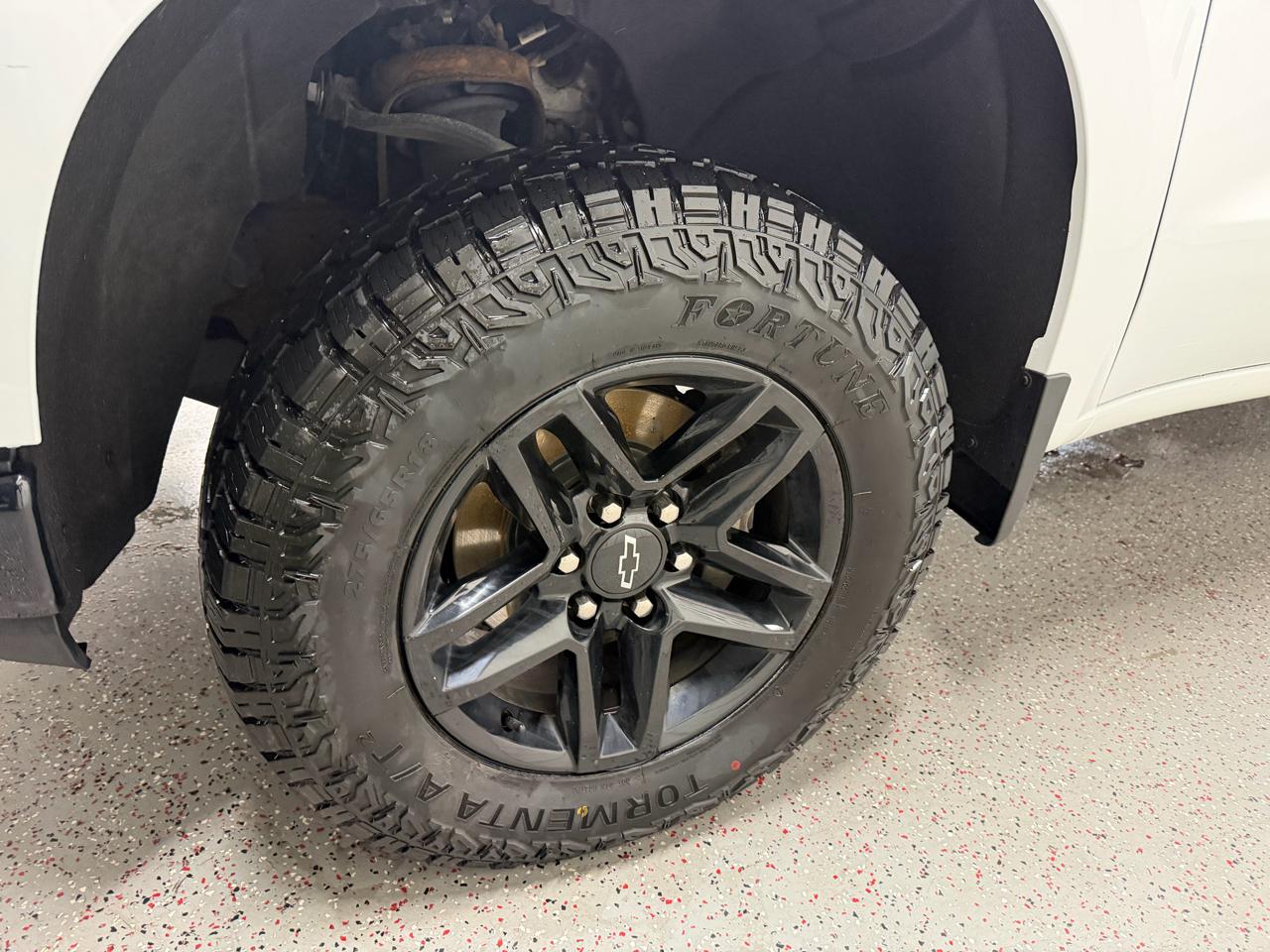 Chevrolet Silverado 1500 4WD Crew Cab 147" LT Trail Boss 2019