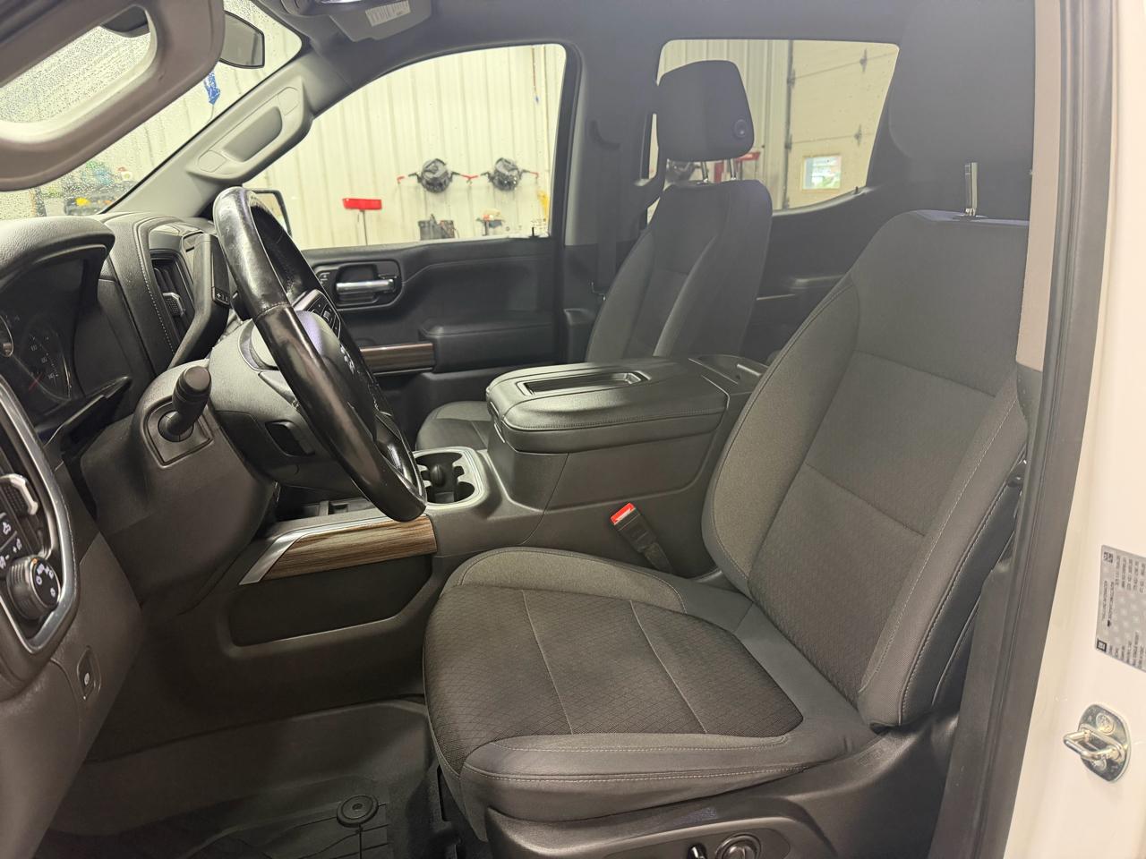 Chevrolet Silverado 1500 4WD Crew Cab 147" LT Trail Boss 2019