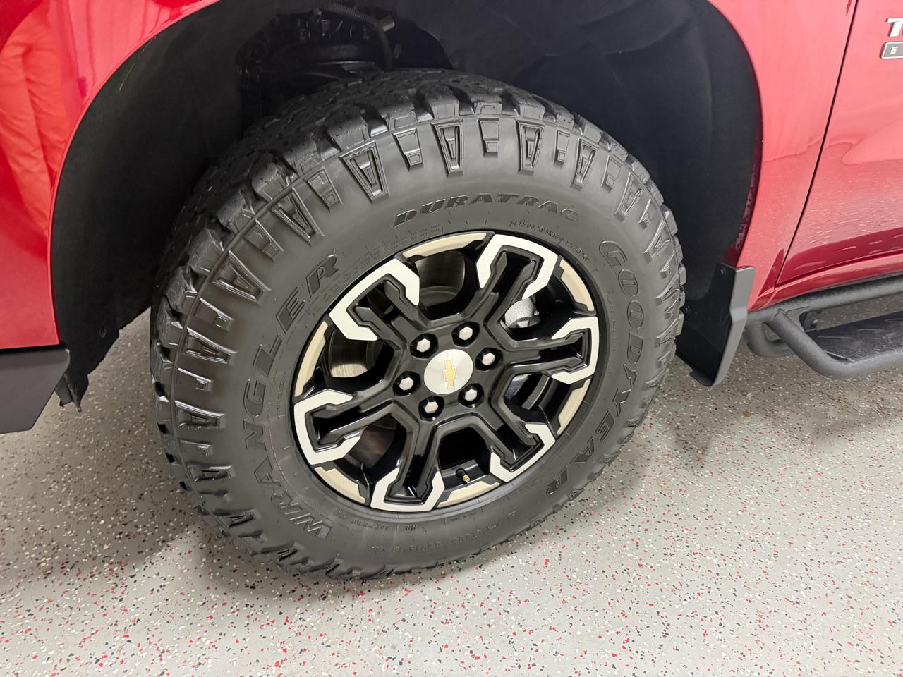 Chevrolet Silverado 1500 4WD Crew Cab 147" LT w/2FL 2023