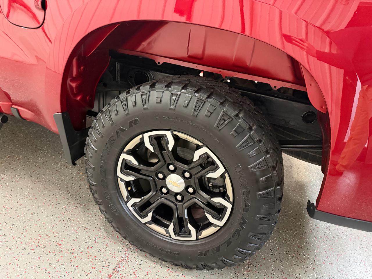 Chevrolet Silverado 1500 4WD Crew Cab 147" LT w/2FL 2023