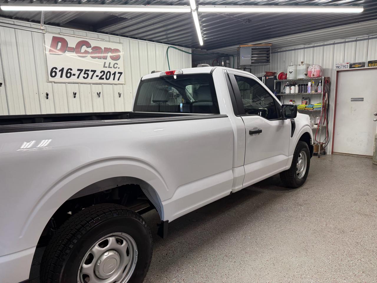 Ford F-150 4WD Reg Cab 141" XL 2021