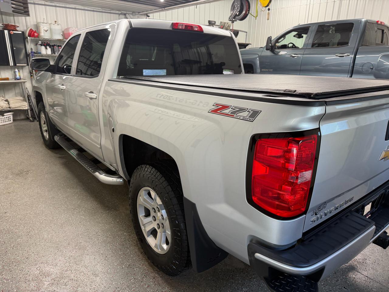 Chevrolet Silverado 1500 4WD Crew Cab 153.0" LT w/2LT 2017