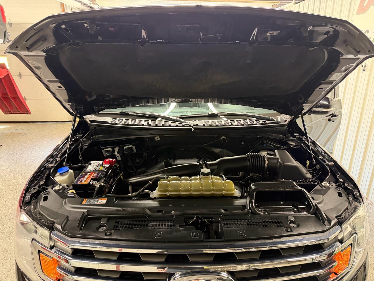 Ford Expedition MAX XLT 4WD 2020