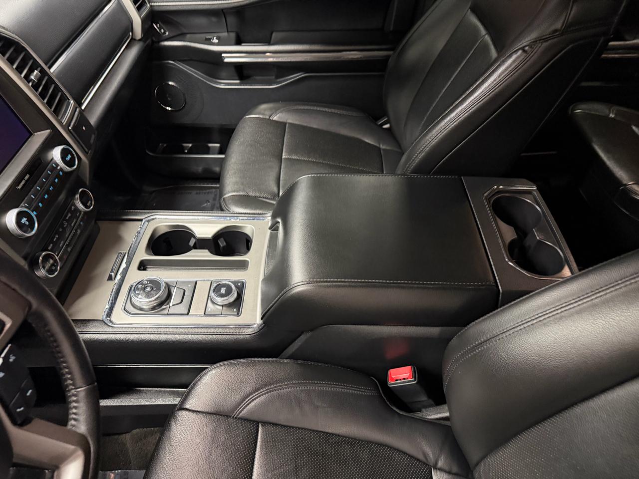 Ford Expedition MAX XLT 4WD 2020