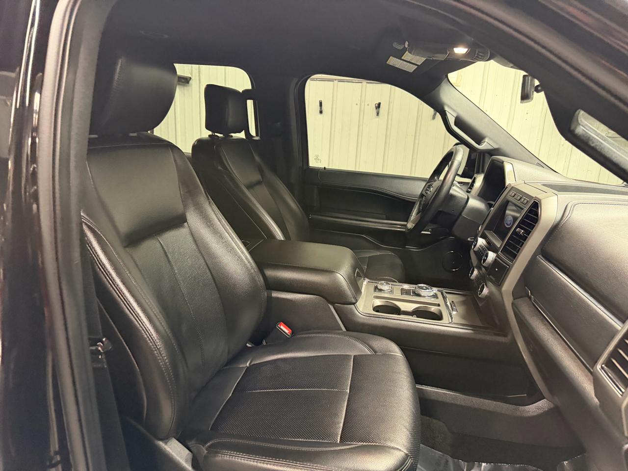 Ford Expedition MAX XLT 4WD 2020