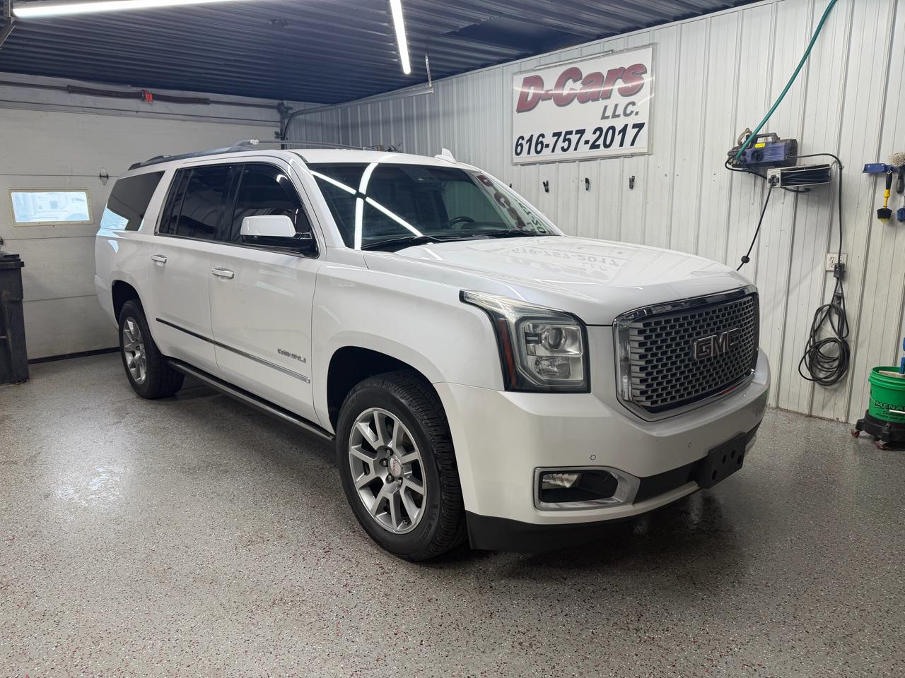 GMC Yukon XL Denali 4WD 2016