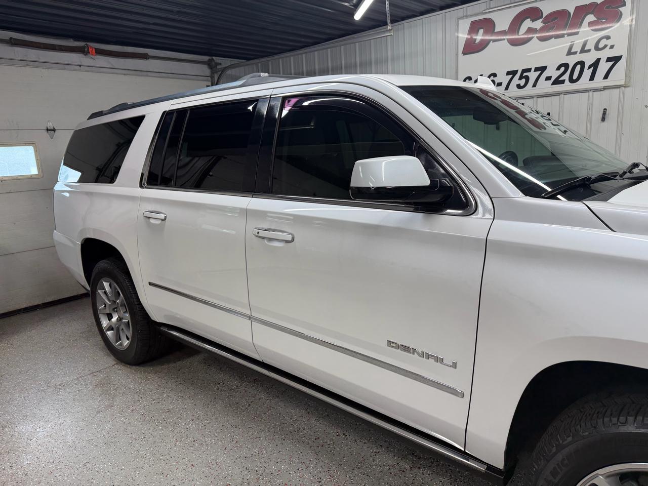 GMC Yukon XL Denali 4WD 2016