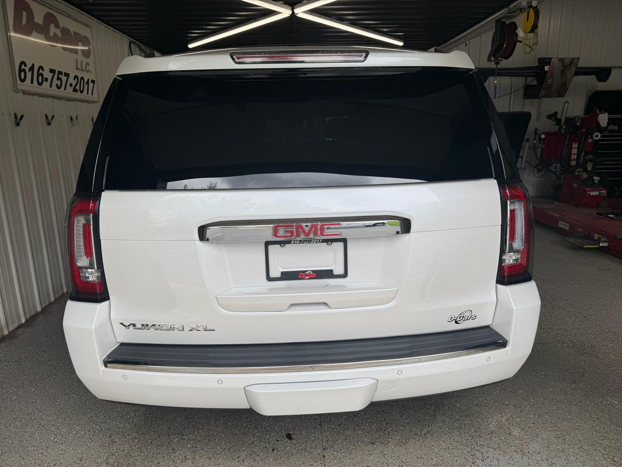 GMC Yukon XL Denali 4WD 2016