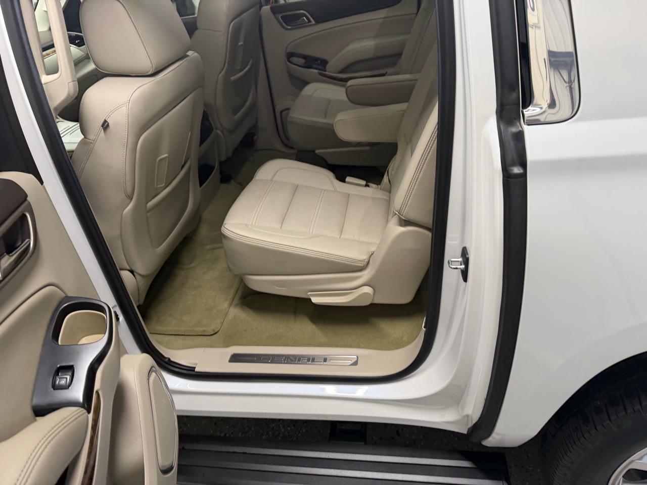 GMC Yukon XL Denali 4WD 2016