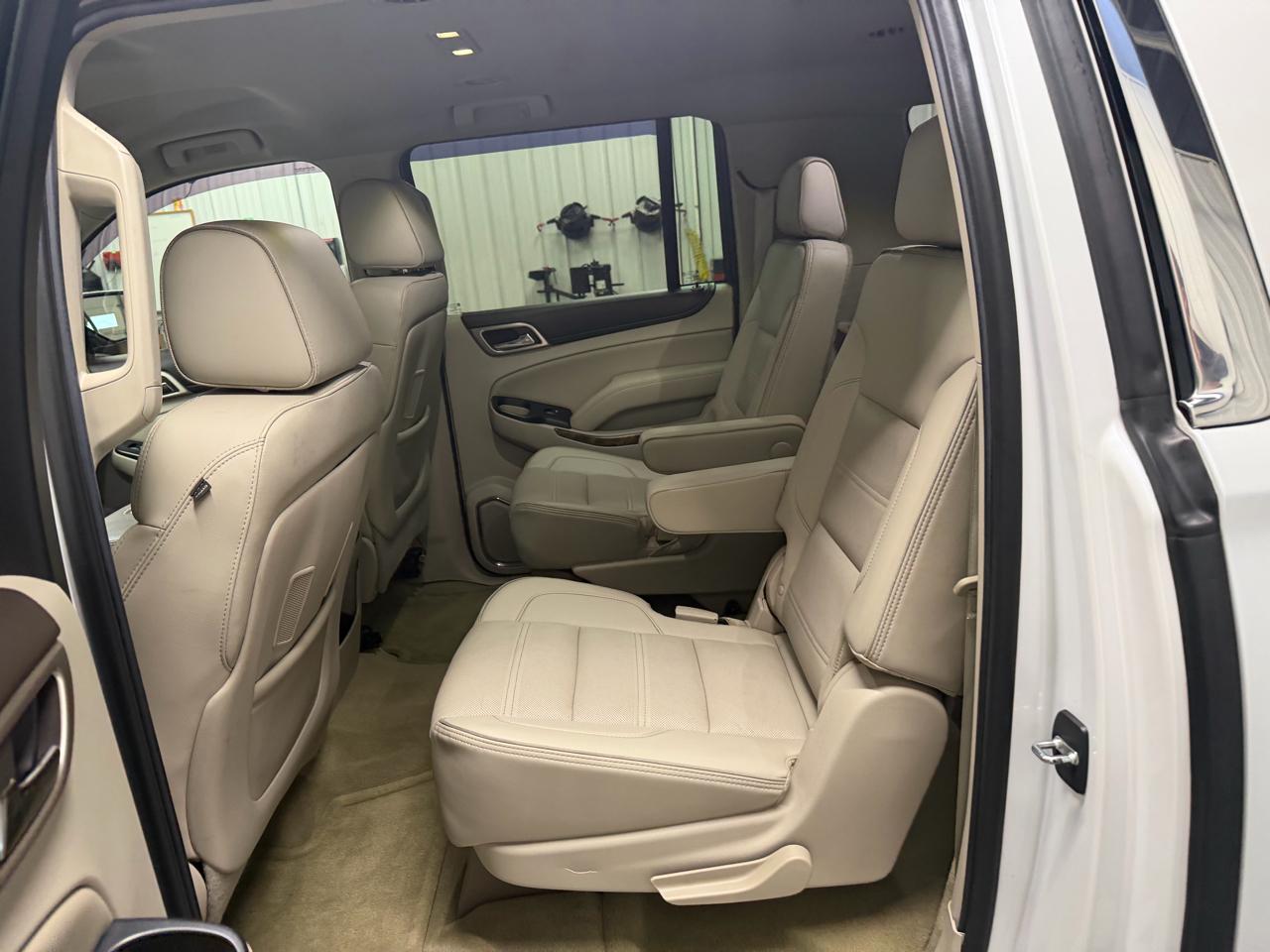 GMC Yukon XL Denali 4WD 2016