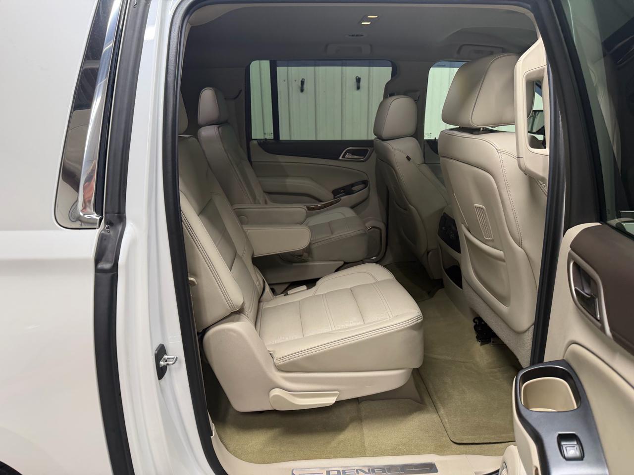 GMC Yukon XL Denali 4WD 2016