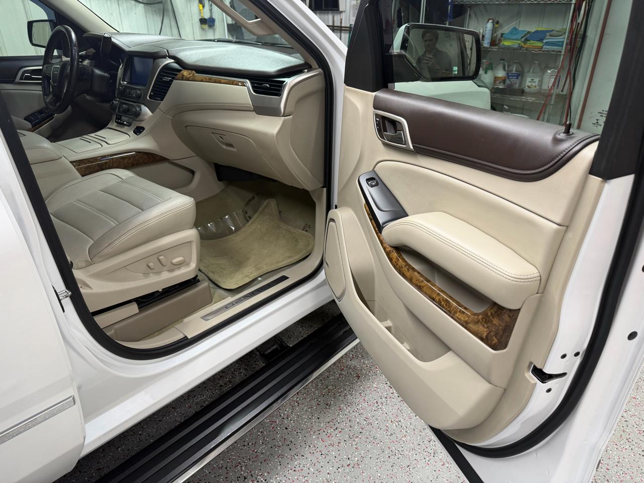 GMC Yukon XL Denali 4WD 2016