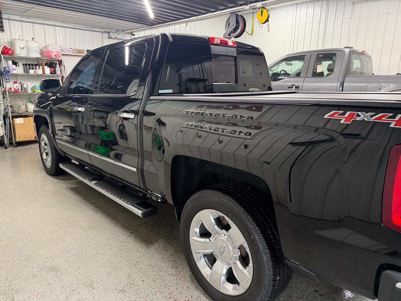 Chevrolet Silverado 1500 4WD Crew Cab 147" LTZ 2017