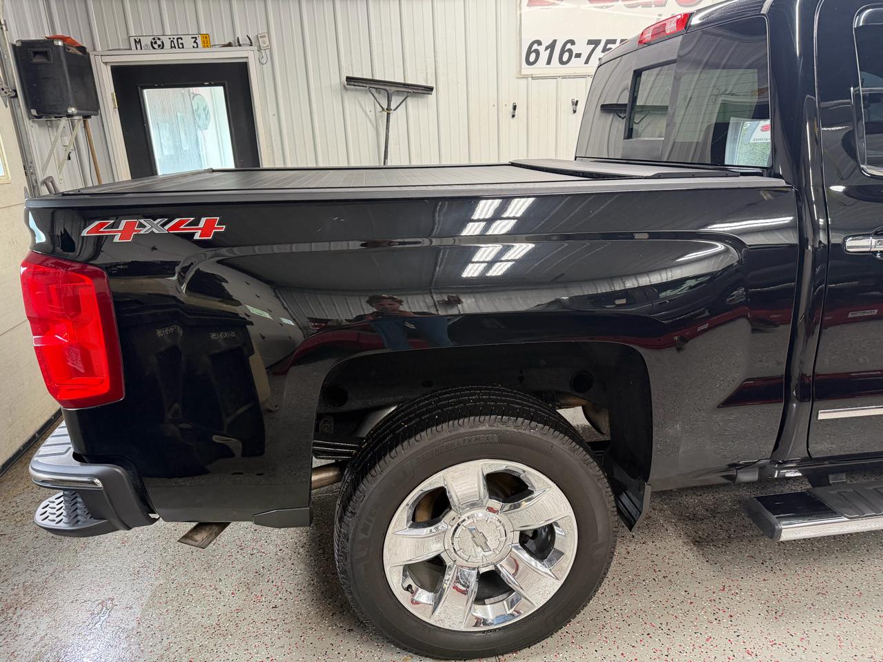 Chevrolet Silverado 1500 4WD Crew Cab 147" LTZ 2017