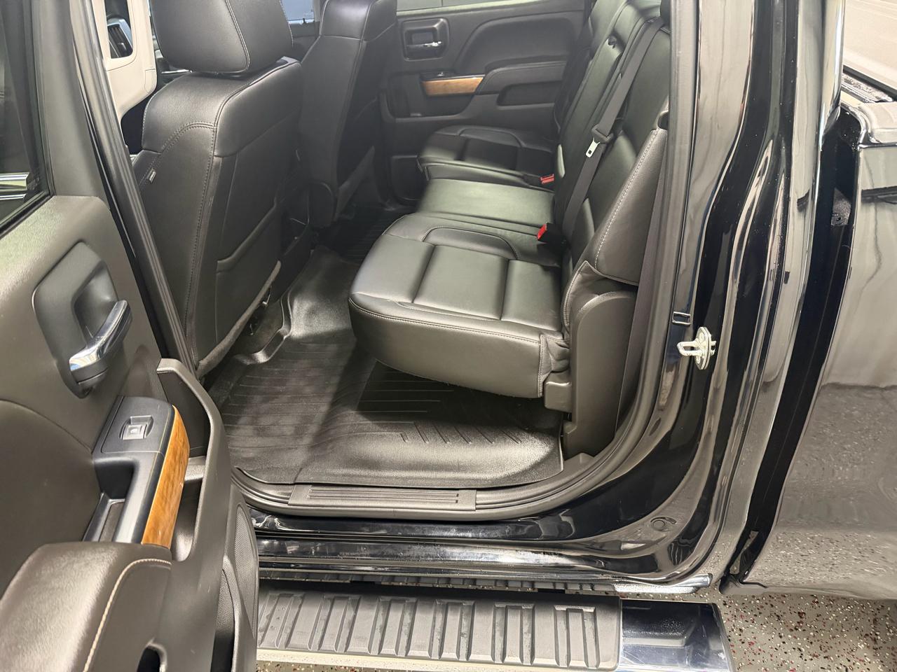 Chevrolet Silverado 1500 4WD Crew Cab 147" LTZ 2017