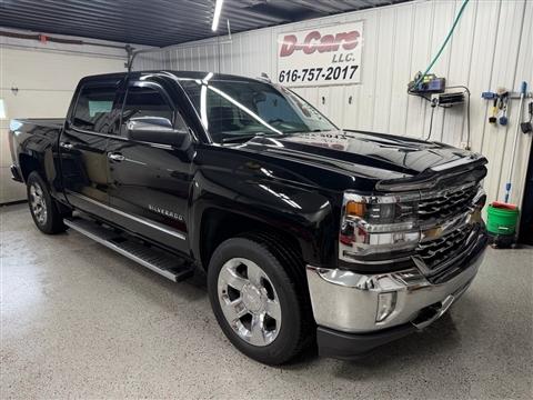 2017 Chevrolet Silverado 1500 4WD Crew Cab 147" LTZ