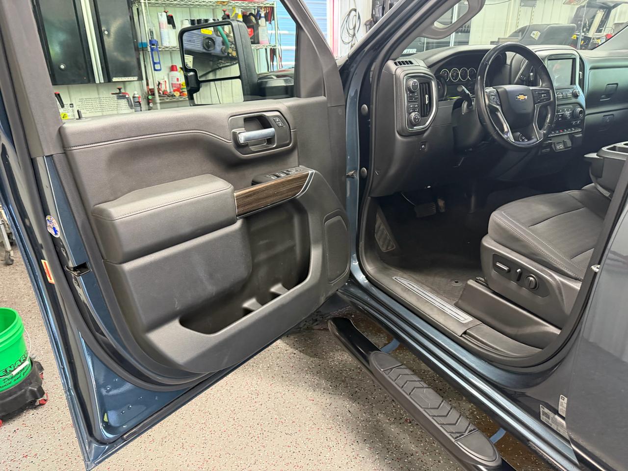 Chevrolet Silverado 2500HD 4WD Crew Cab 167" LT w/2LT 2020