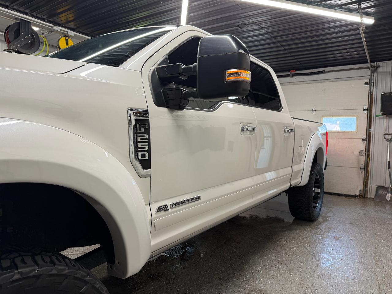 Ford F-250 SD Platinum Crew Cab 4WD 2018