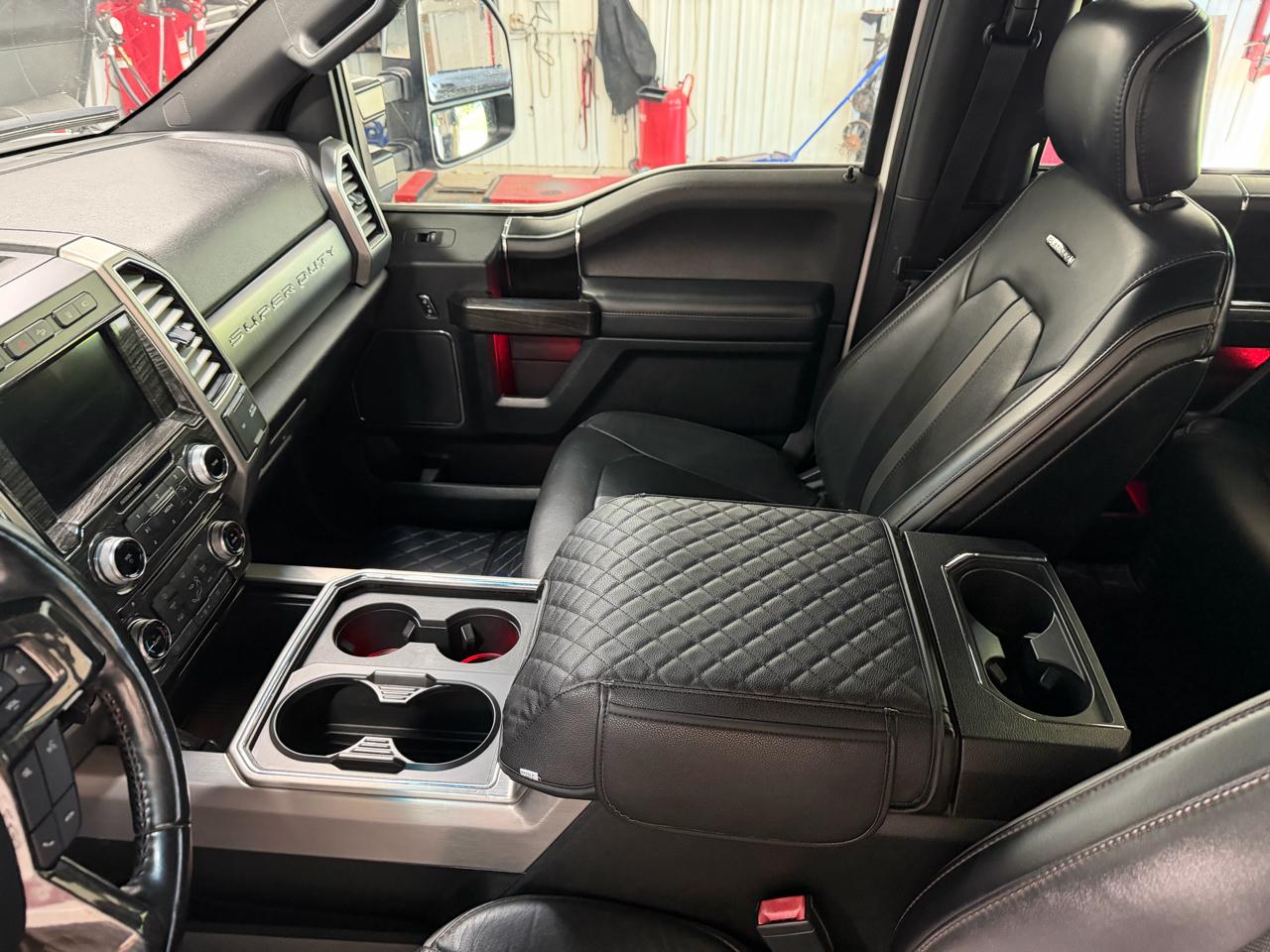 Ford F-250 SD Platinum Crew Cab 4WD 2018