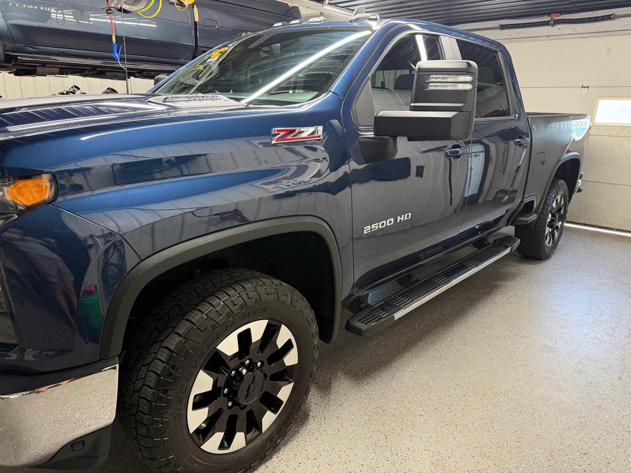 Chevrolet Silverado 2500HD 4WD Crew Cab 167" LT w/2LT 2020