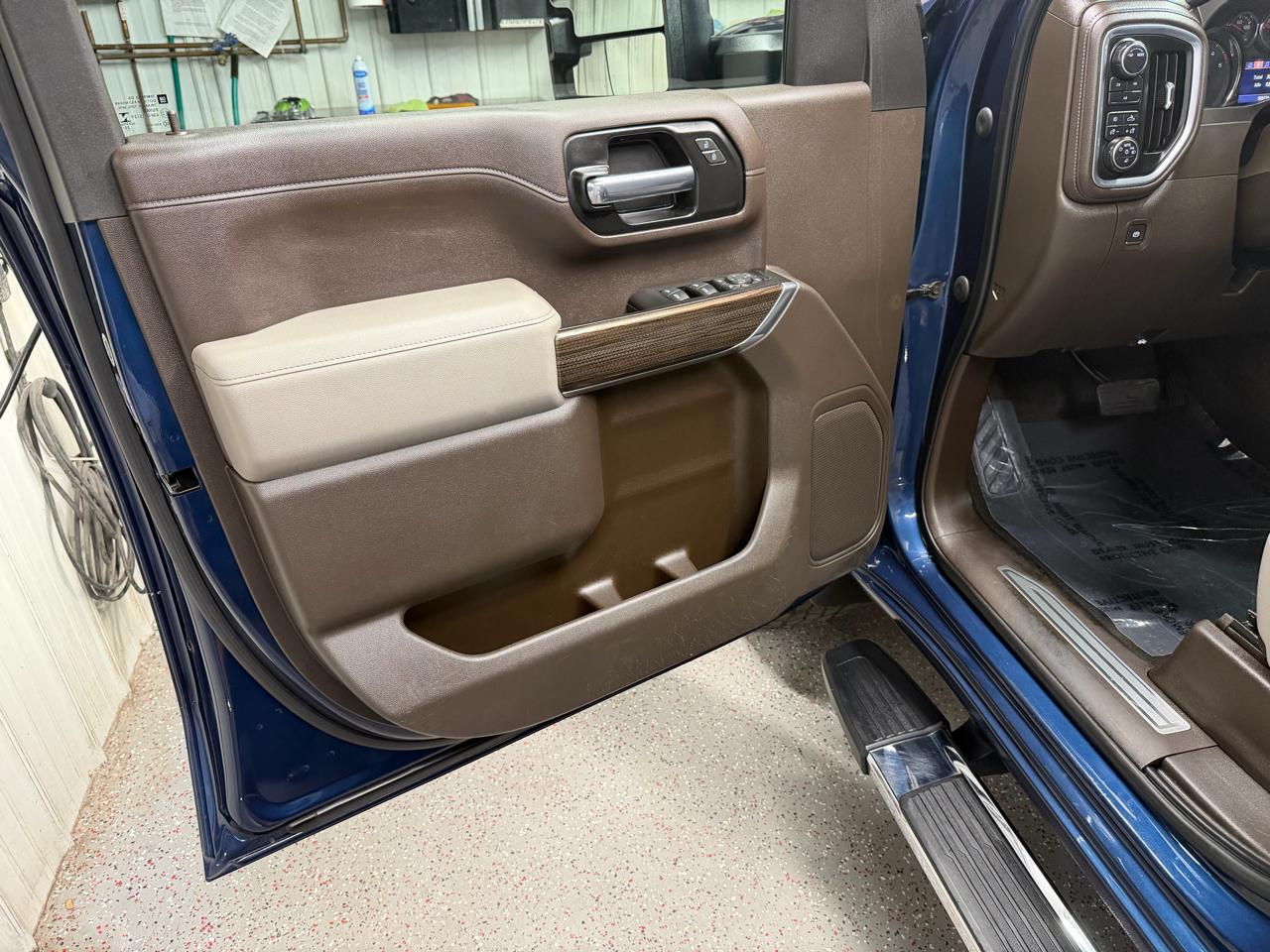 Chevrolet Silverado 2500HD 4WD Crew Cab 167" LT w/2LT 2020
