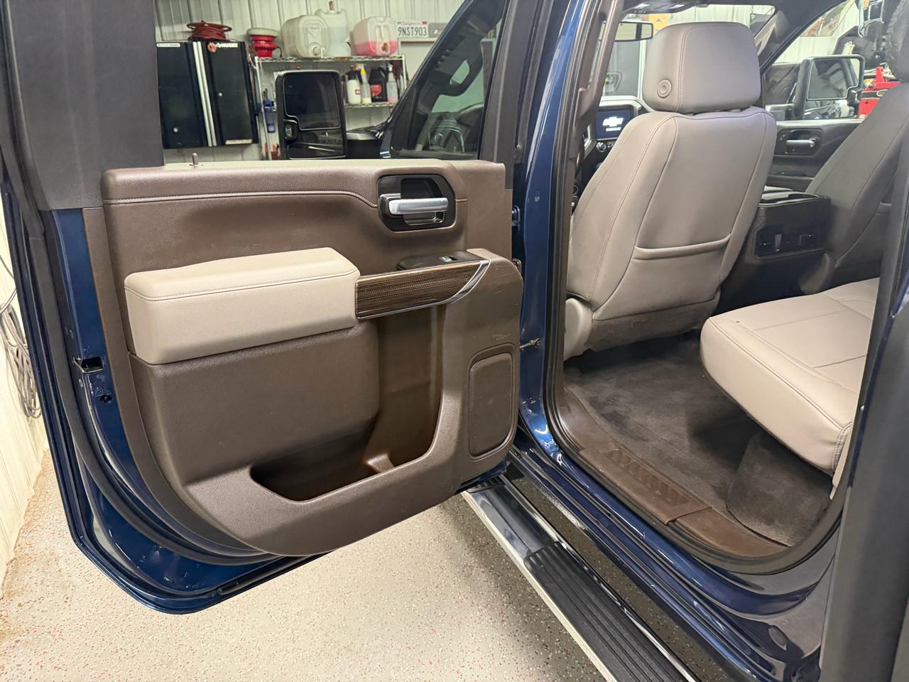 Chevrolet Silverado 2500HD 4WD Crew Cab 167" LT w/2LT 2020