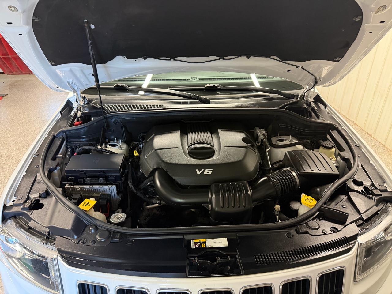 Jeep Grand Cherokee Limited 4WD 2015