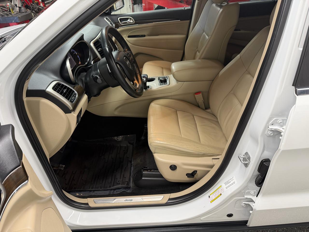 Jeep Grand Cherokee Limited 4WD 2015