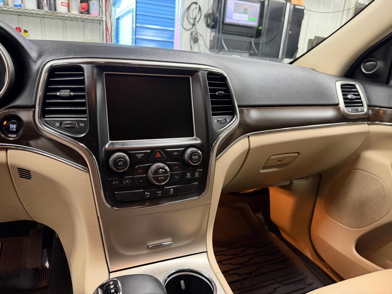 Jeep Grand Cherokee Limited 4WD 2015