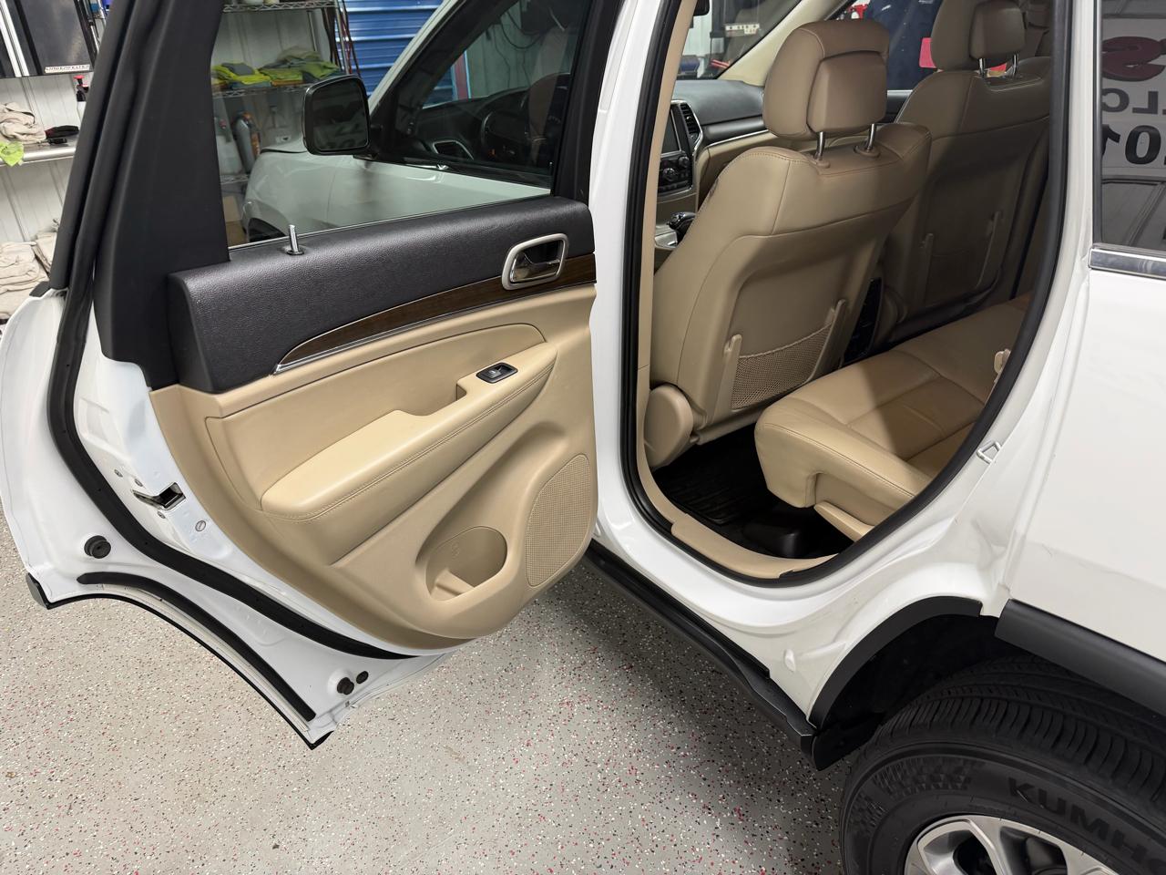 Jeep Grand Cherokee Limited 4WD 2015