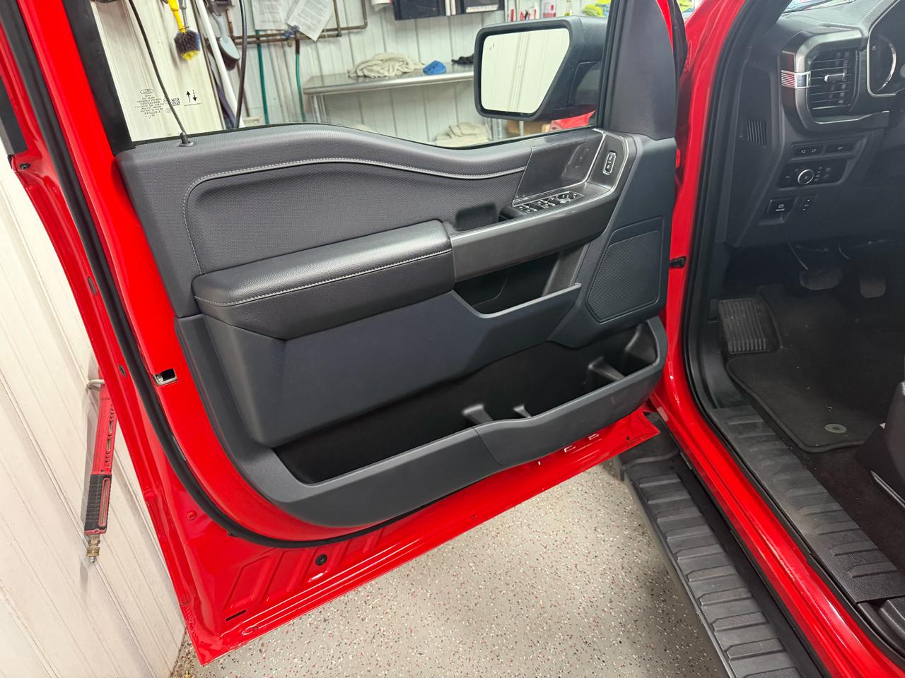 Ford F-150 4WD SuperCrew 157" XLT 2022