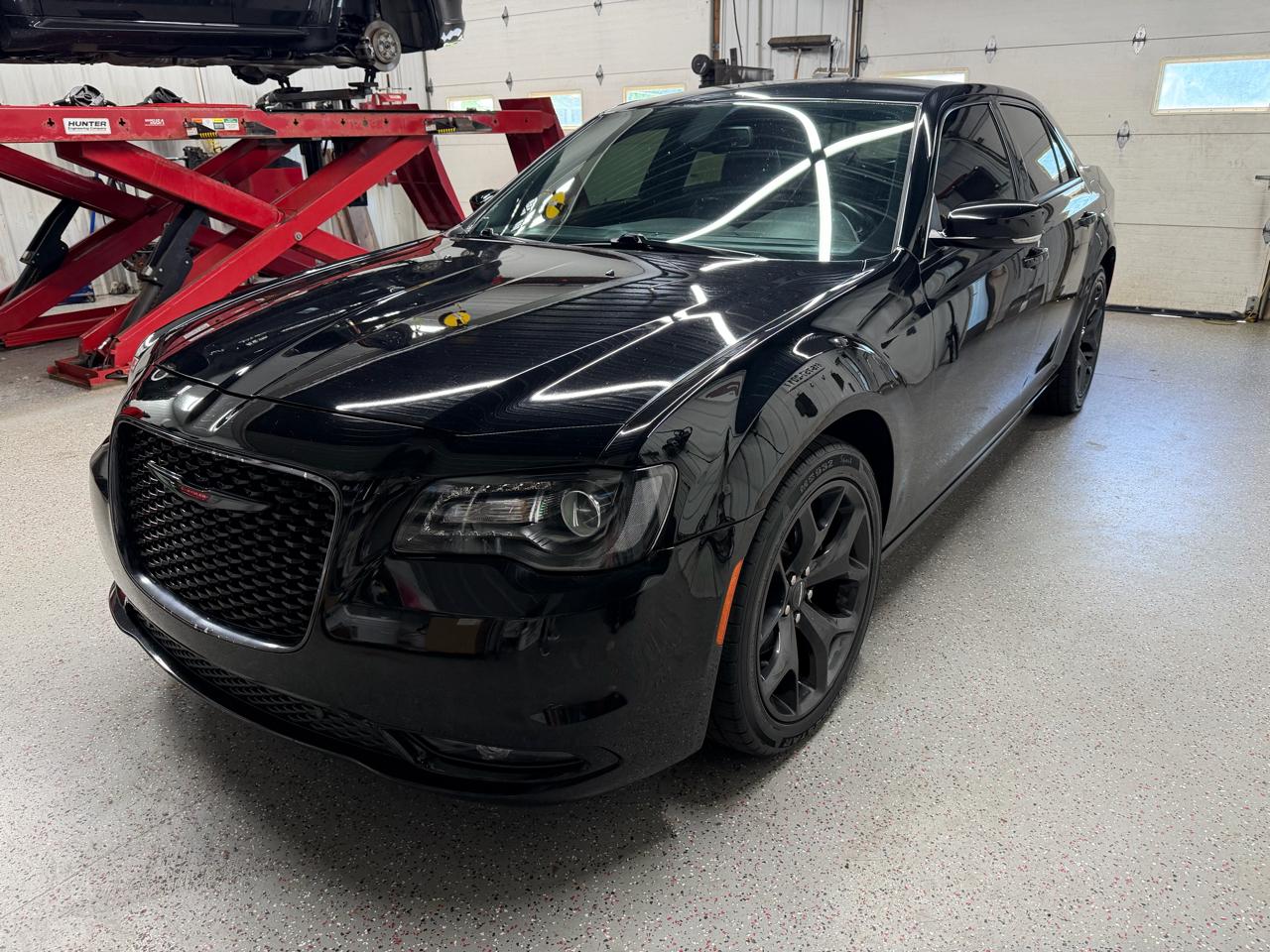 Chrysler 300 S V6 RWD 2021