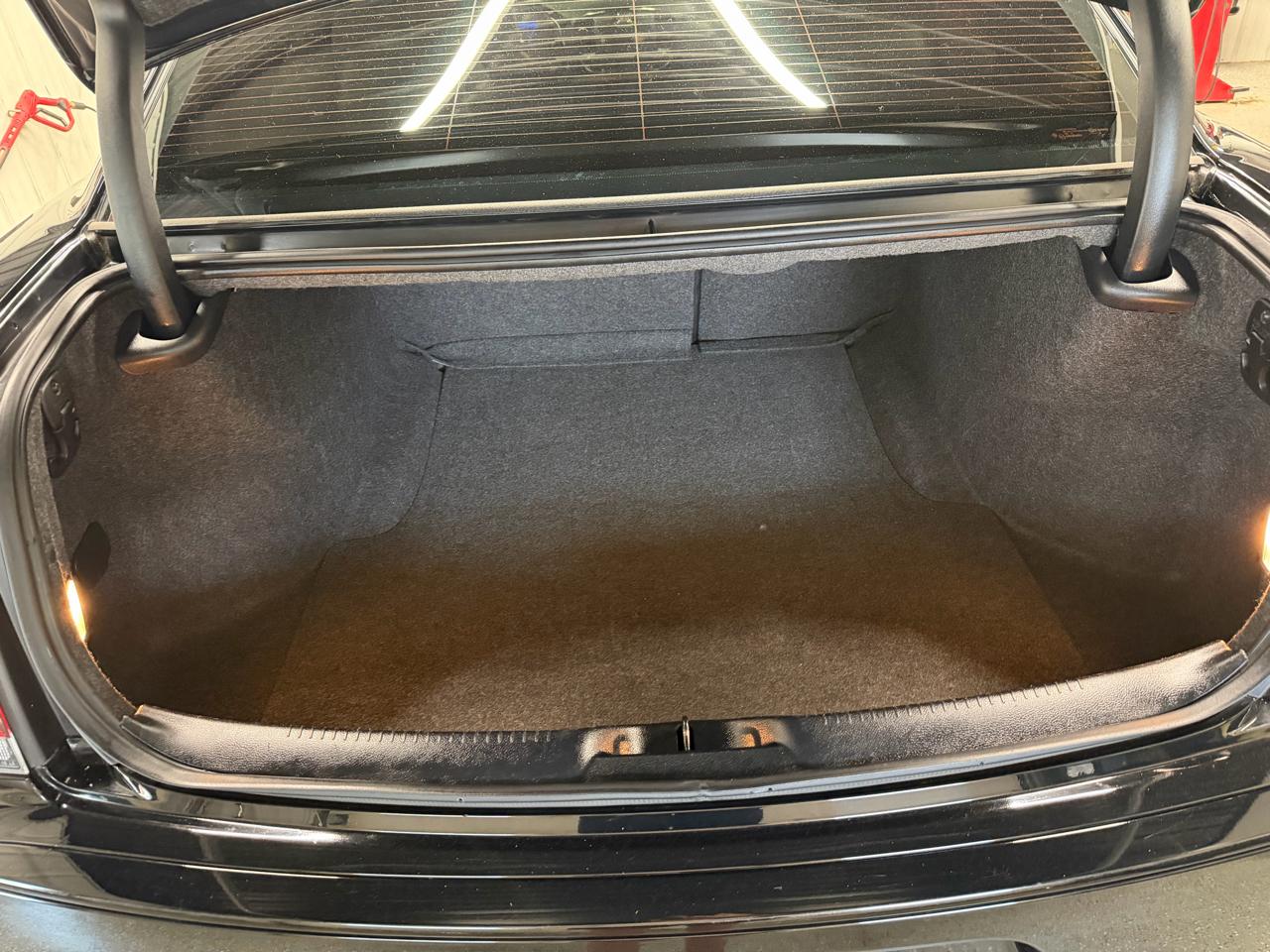 Chrysler 300 S V6 RWD 2021