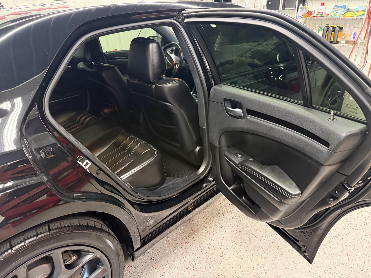 Chrysler 300 S V6 RWD 2021