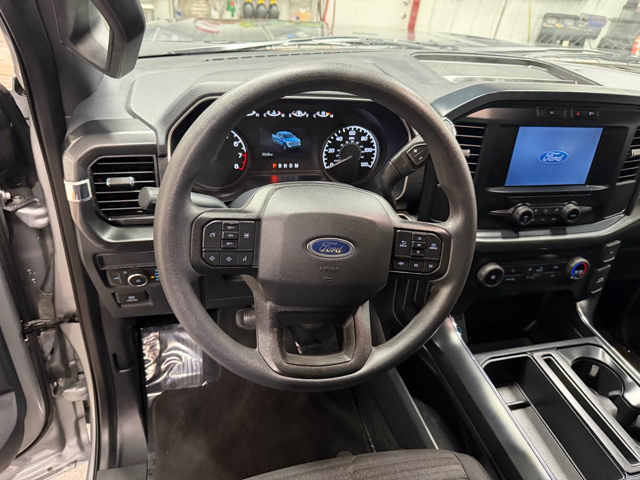 Ford F-150 4WD SuperCrew 145" STX 2022