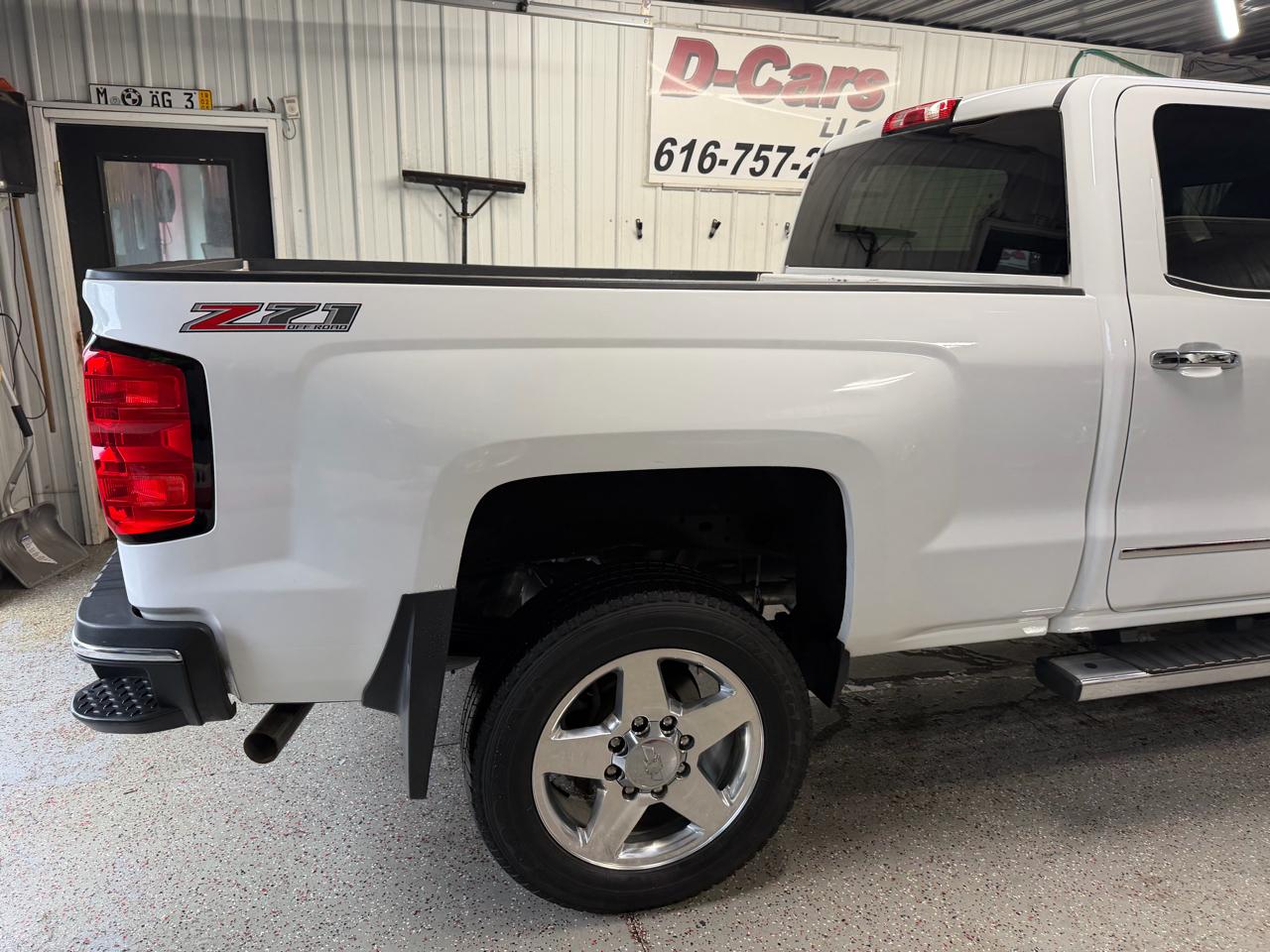 Chevrolet Silverado 2500HD 4WD Crew Cab 167.7" LTZ 2015