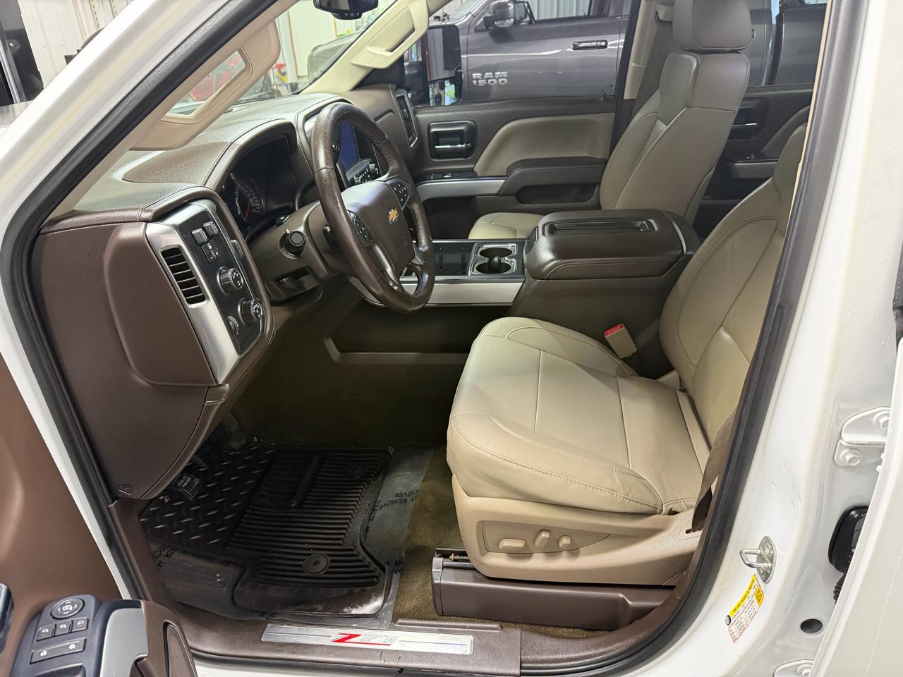 Chevrolet Silverado 2500HD 4WD Crew Cab 167.7" LTZ 2015