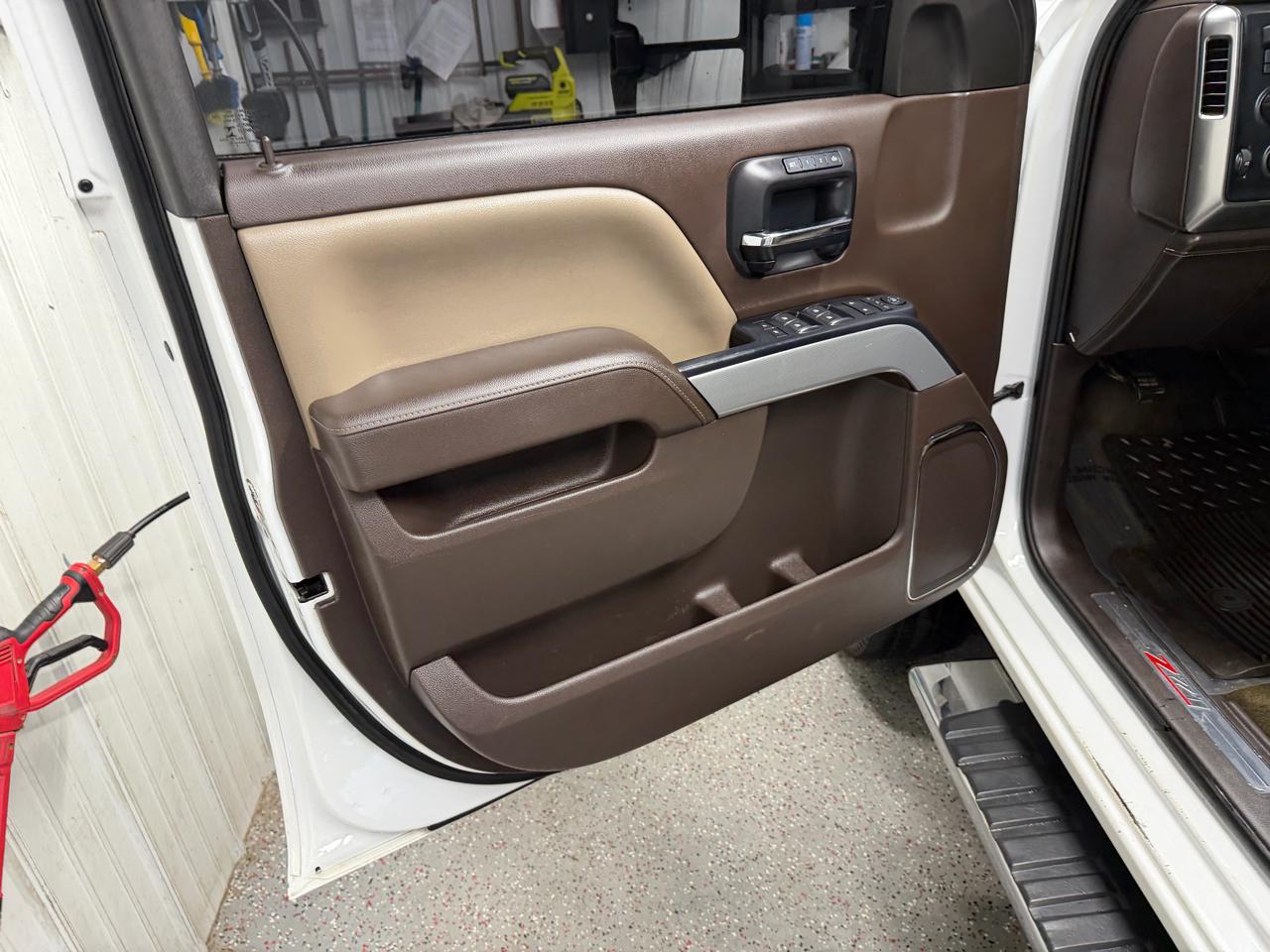 Chevrolet Silverado 2500HD 4WD Crew Cab 167.7" LTZ 2015