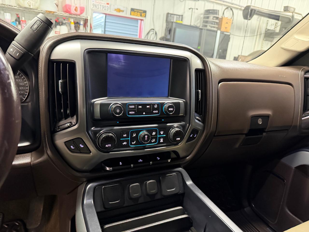 Chevrolet Silverado 2500HD 4WD Crew Cab 167.7" LTZ 2015
