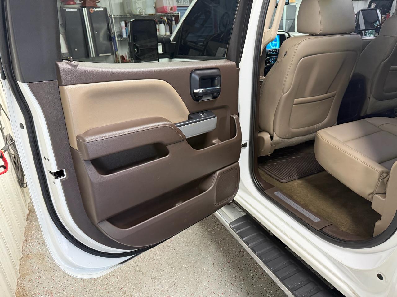Chevrolet Silverado 2500HD 4WD Crew Cab 167.7" LTZ 2015