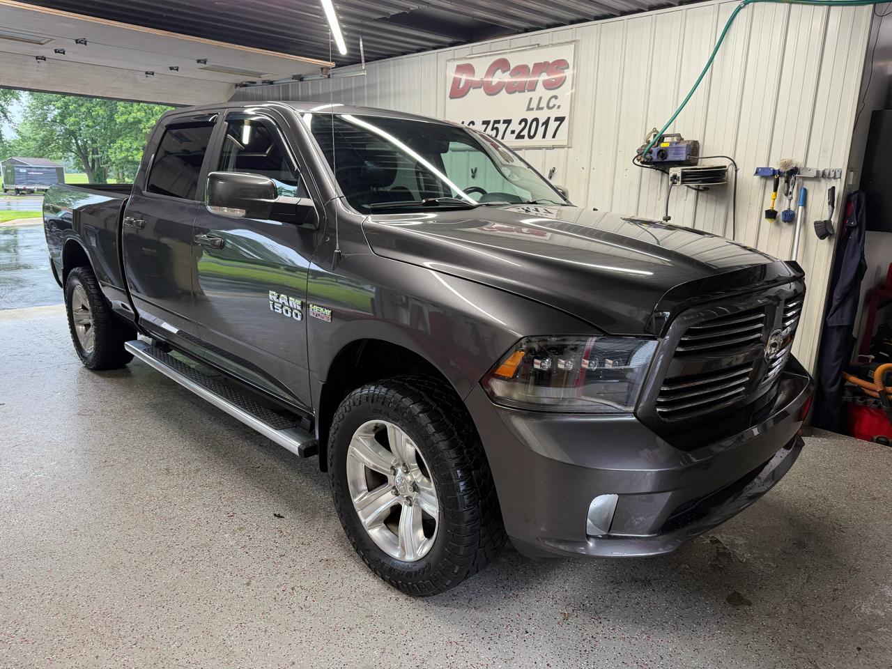 RAM 1500 4WD Crew Cab 149" Sport 2014