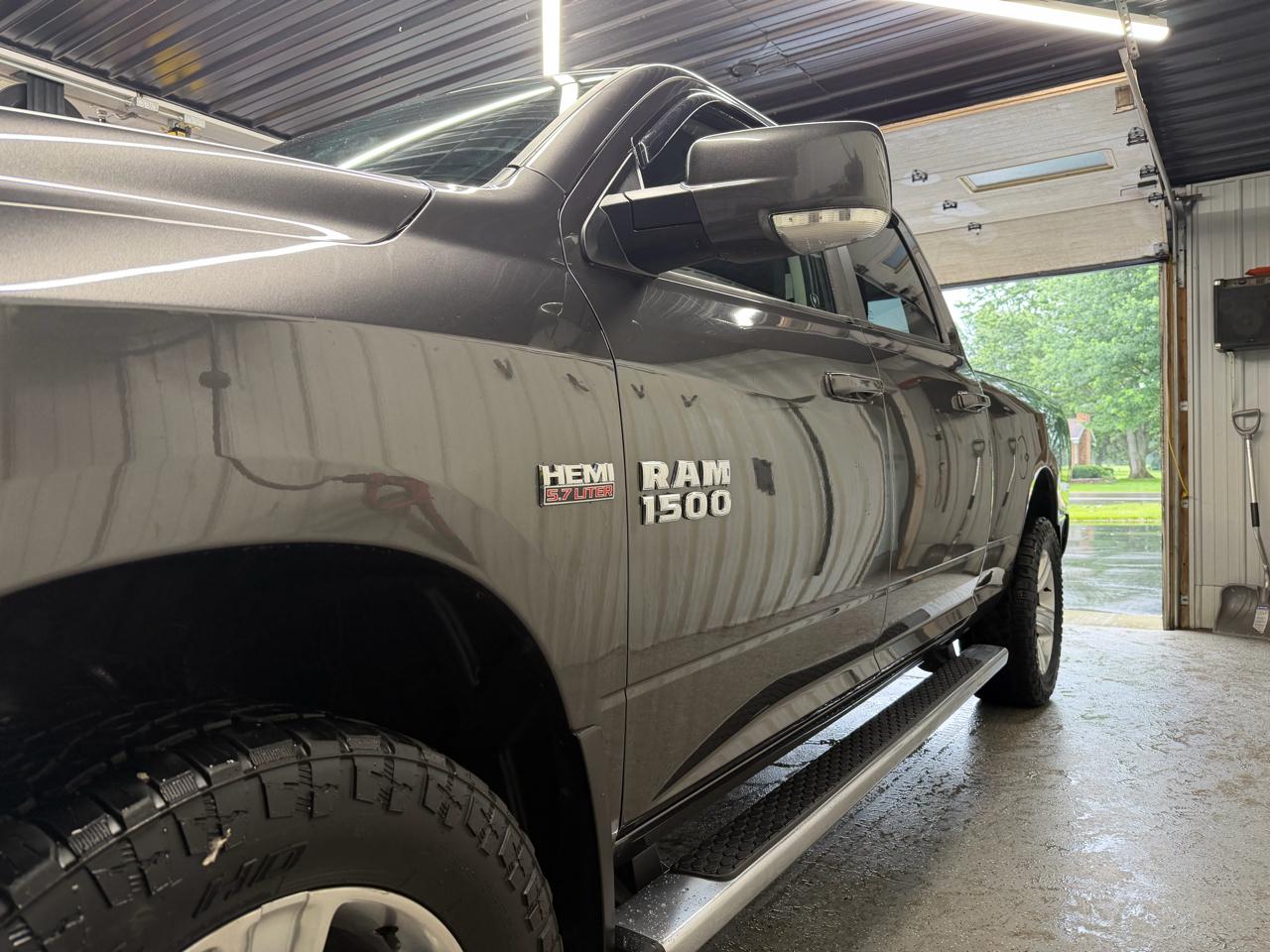 RAM 1500 4WD Crew Cab 149" Sport 2014