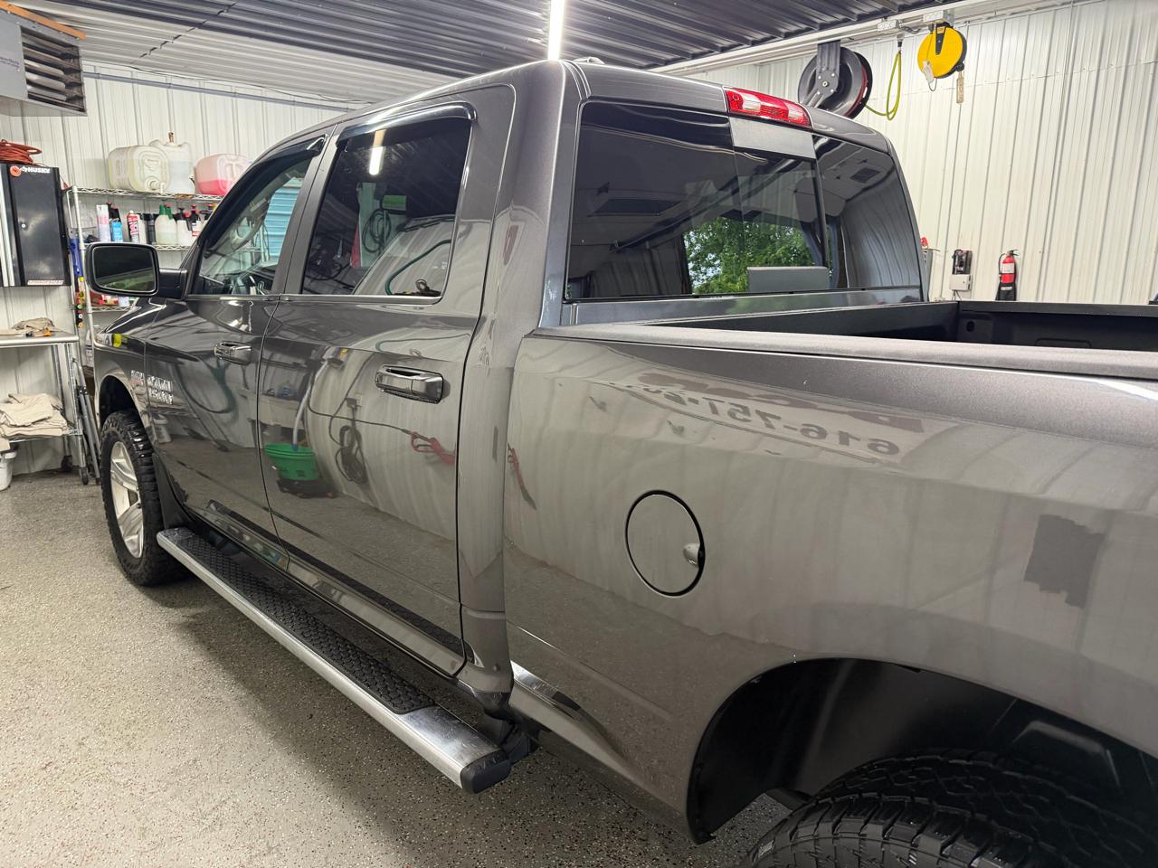 RAM 1500 4WD Crew Cab 149" Sport 2014