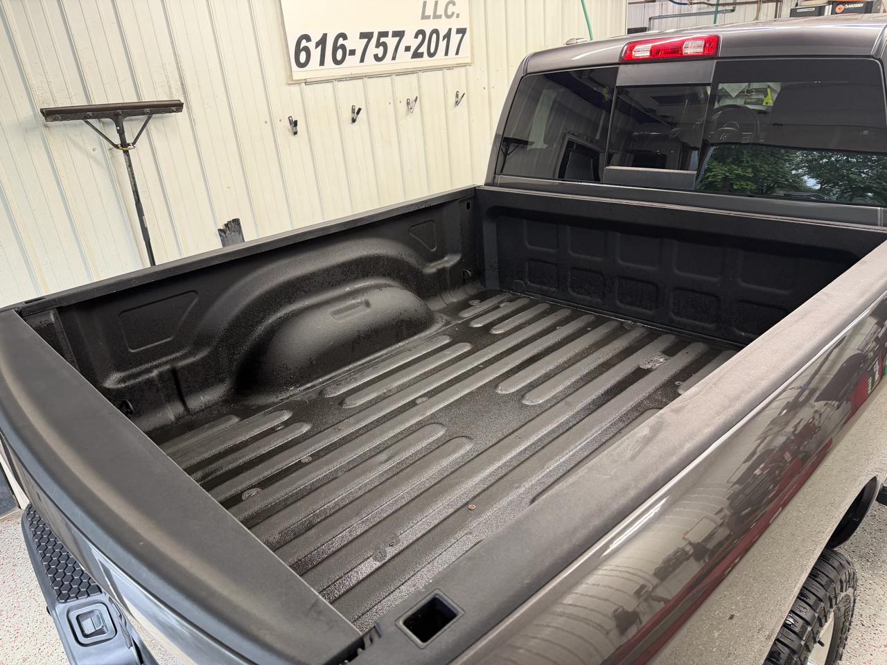 RAM 1500 4WD Crew Cab 149" Sport 2014