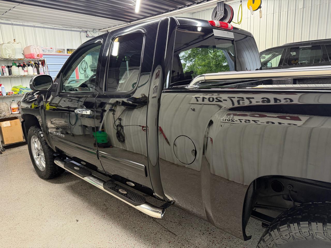 Chevrolet Silverado 1500 4WD Double Cab 143.5" LTZ w/1LZ 2009