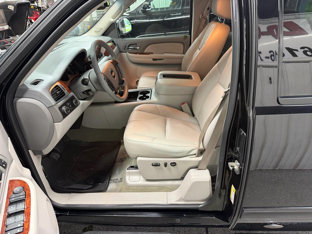 Chevrolet Silverado 1500 4WD Double Cab 143.5" LTZ w/1LZ 2009