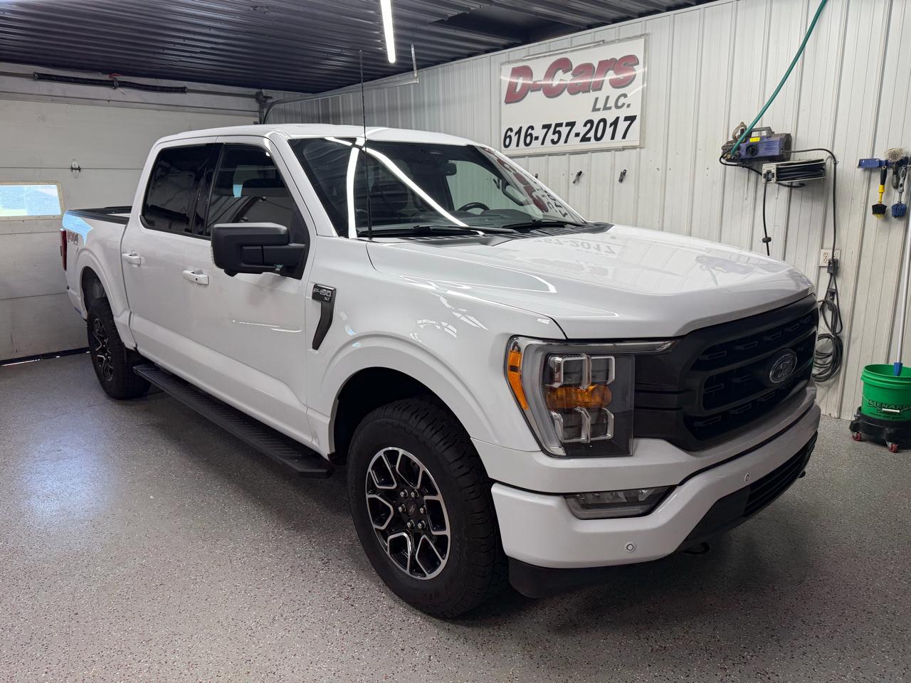 Ford F-150 4WD SuperCrew 145" XLT 2021